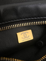 CHANEL 26S SHOULDER BAG 29 IN BLACK CALFSKIN AND PATTERNED TWEED
