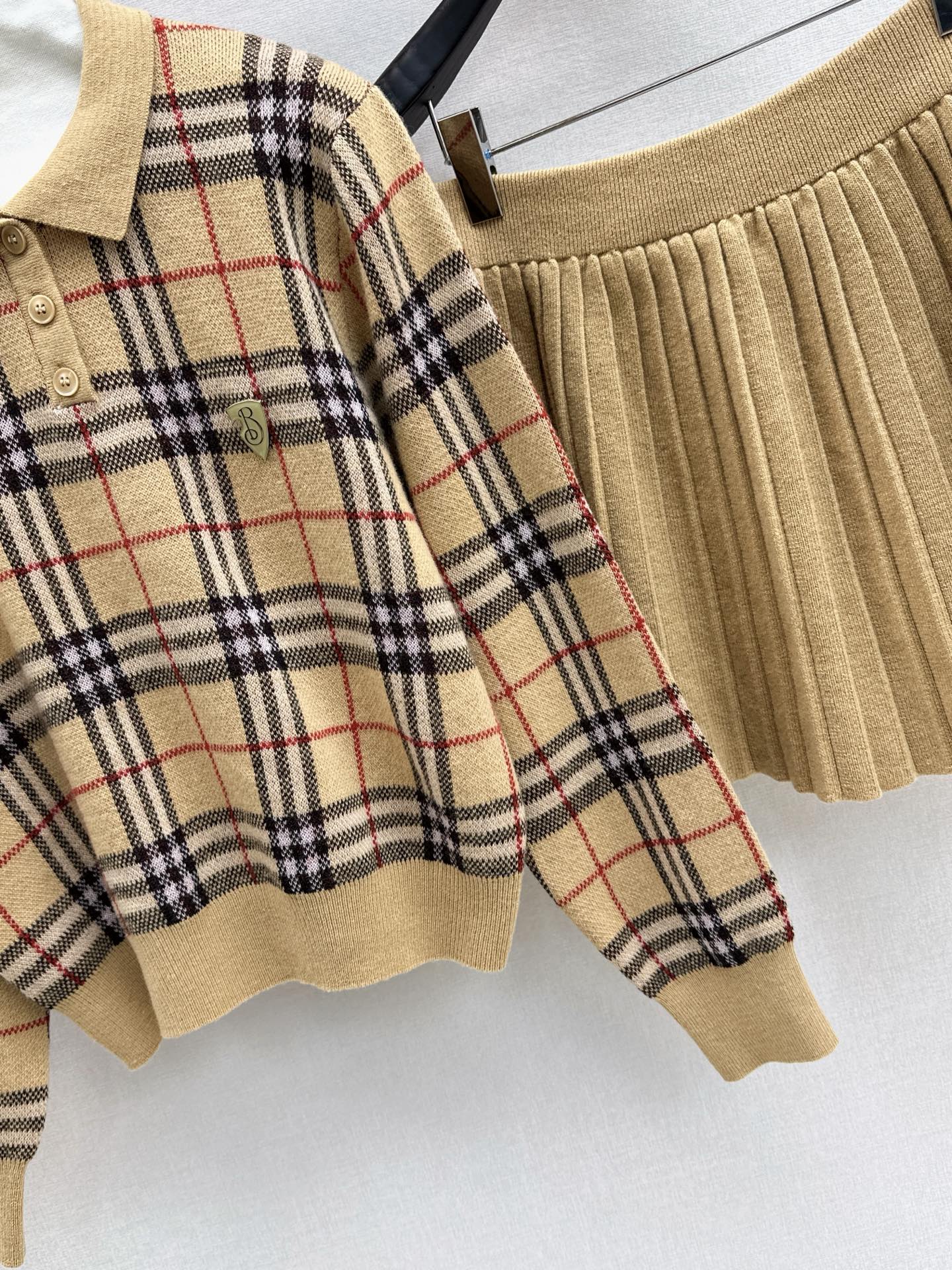 BURBERRY 25S POLO SHIRT AND SKIRT SET 0047