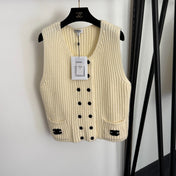 CHANEL 26S KNIT SLEEVELESS TOP 1011