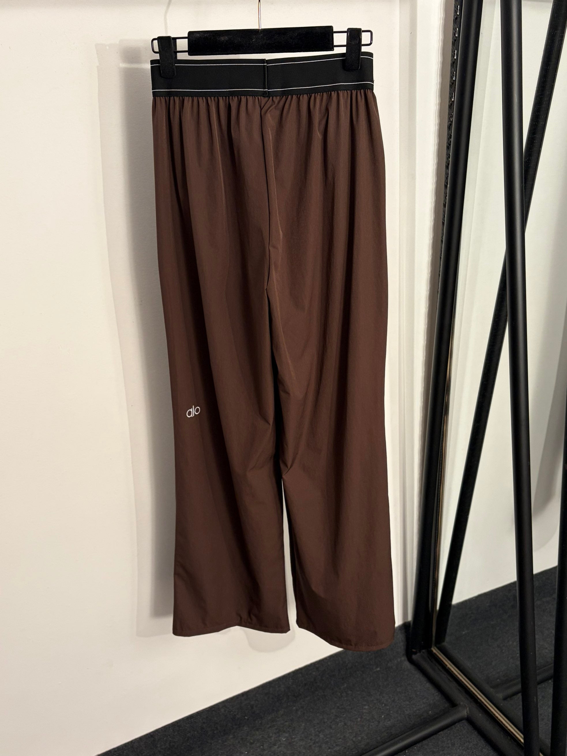 ALO 26S WIDE-LEG ELASTIC WAIST PANTS 203