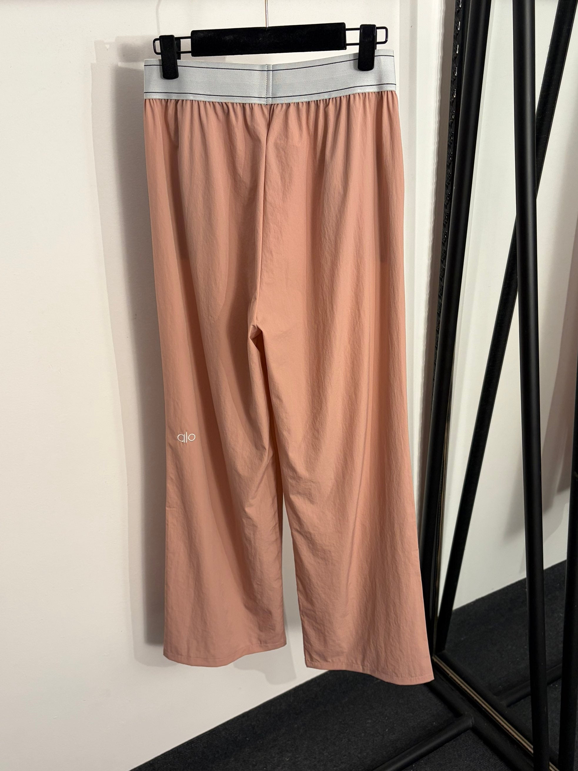 ALO 26S WIDE-LEG ELASTIC WAIST PANTS 205