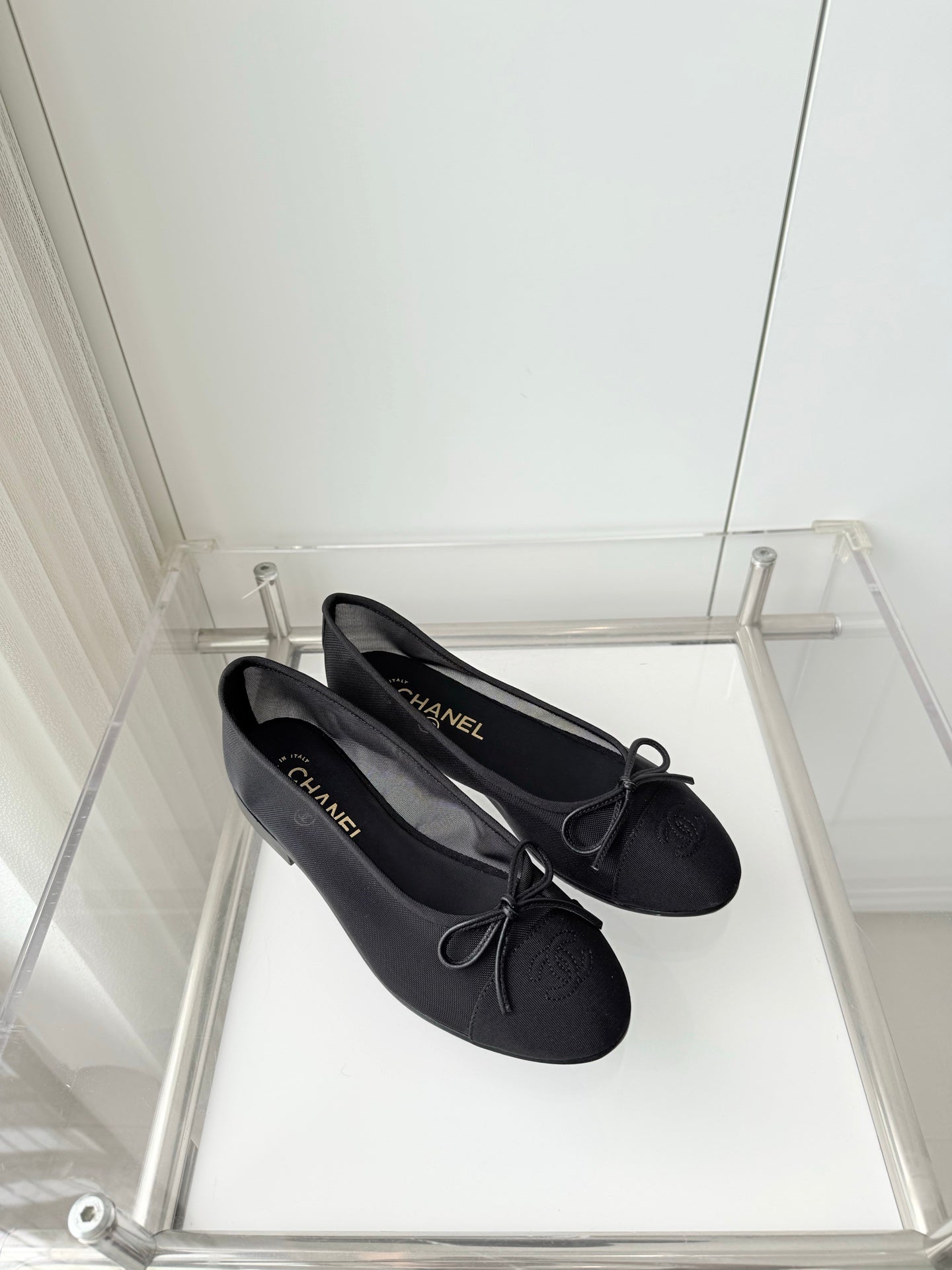 CHANEL 26S BALLET FLATS IN BLACK MESH TOE CAP AND BOW