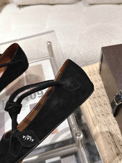 ALAIA 25S BALLET TECKEL IN BLACK SUEDE