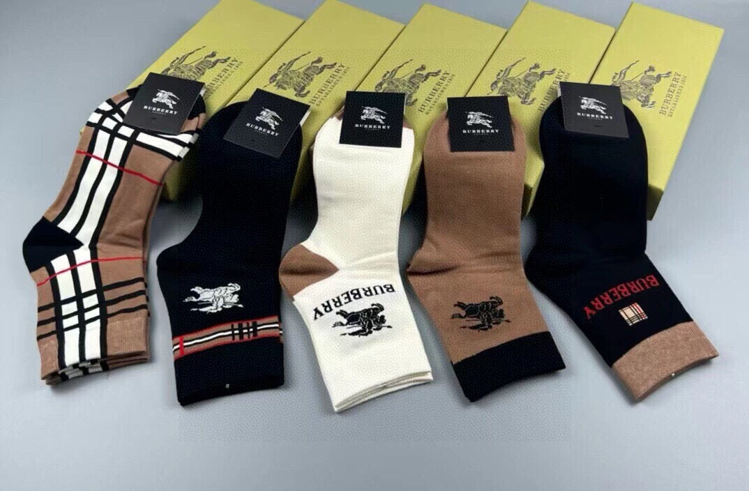 BURBERRY 26S ANKLE SOCKS 367191 (1 BOX)