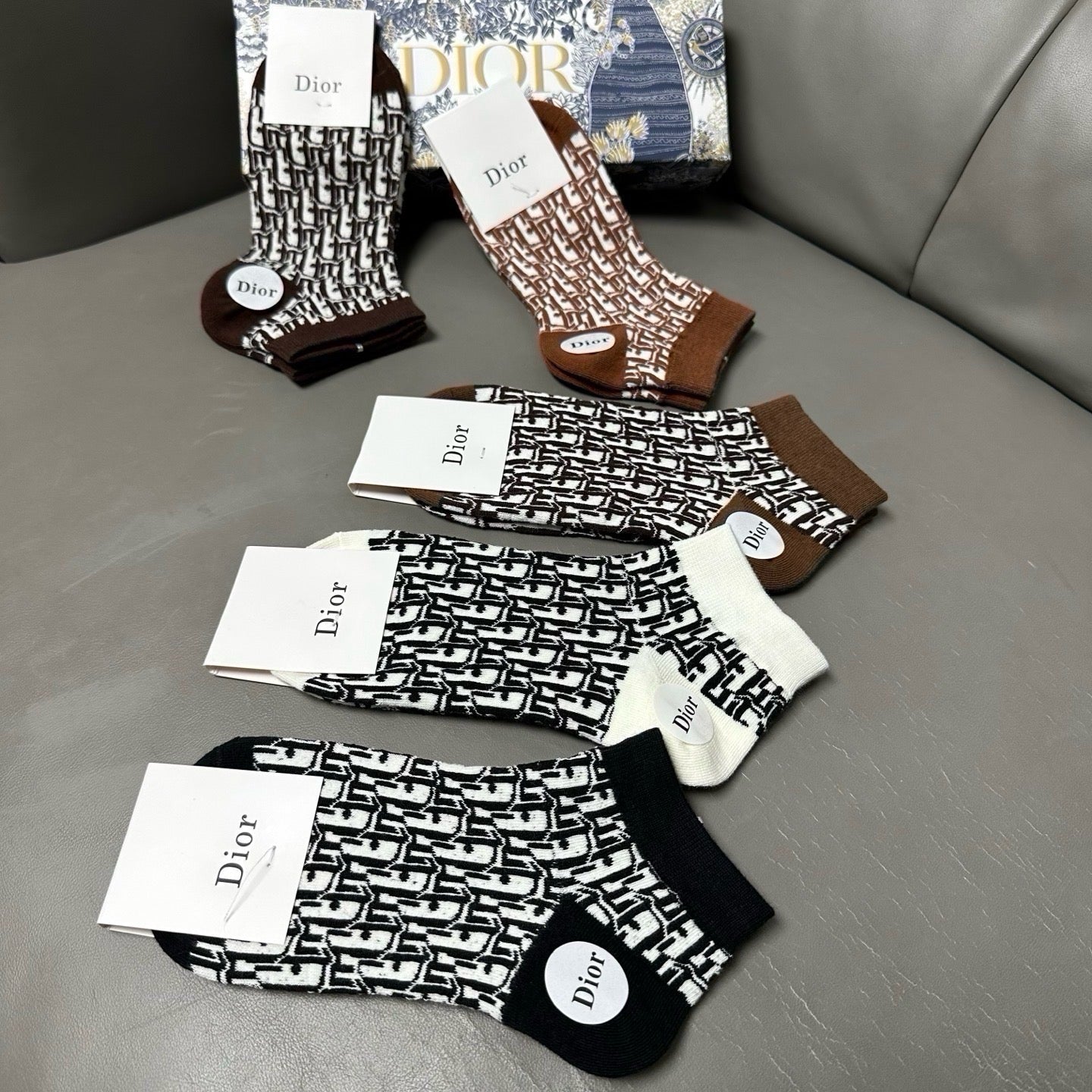 DIOR 26S ANKLE SOCKS 415728 (1 BOX)