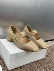 MEDIUM 35 MM HEEL PUMP IN CAMEL BEIGE PATENT CALFSKIN