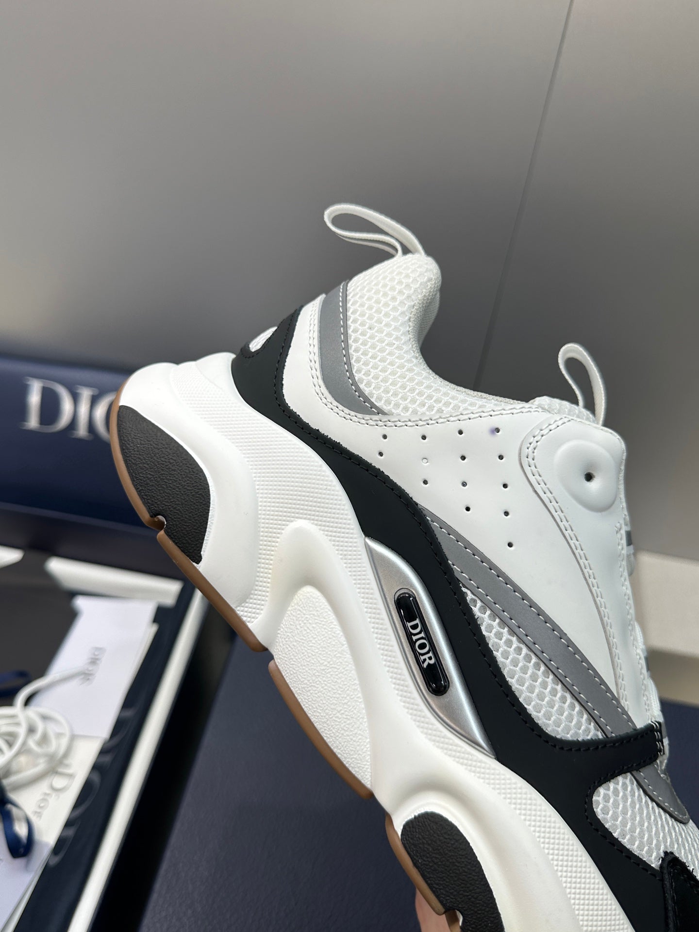 DIOR 26S SNEAKERS STYLE 009