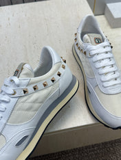 VALENTINO 26S ROCKRUNNER SNEAKERS IN WHITE CALFSKIN AND BEIGE FABRIC