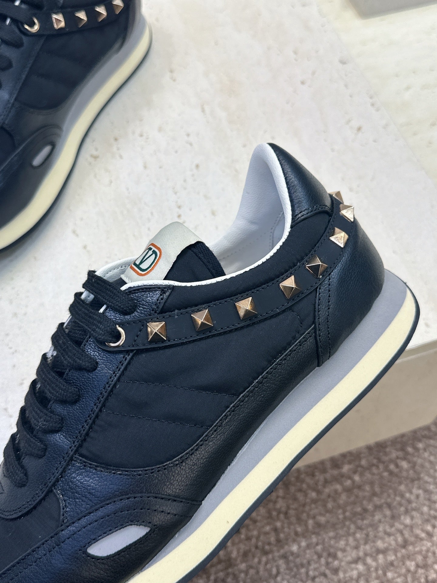 VALENTINO 26S ROCKRUNNER SNEAKERS IN BLACK CALFSKIN AND FABRIC