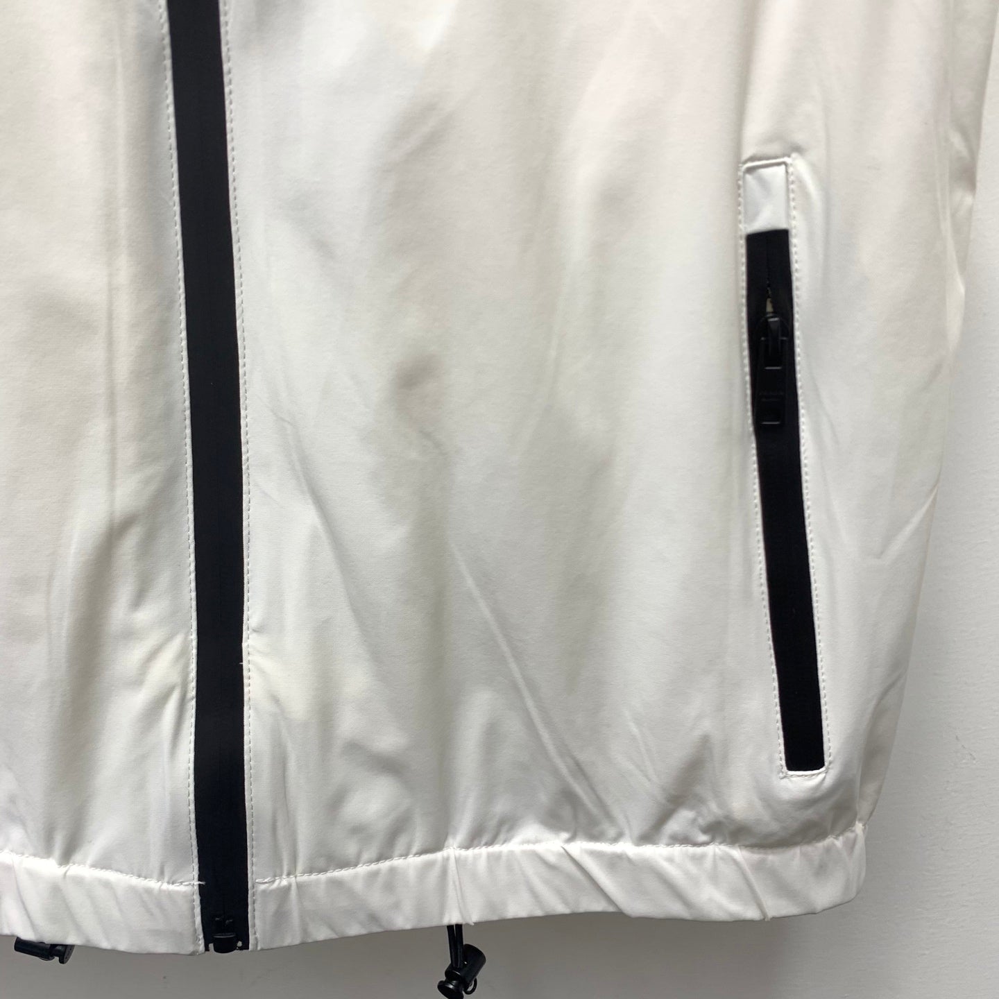 PRADA 26S SLEEVELESS ZIP-UP VEST 1164