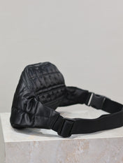 CROSSBODY BAG 24 IN BLACK PLAID NYLON