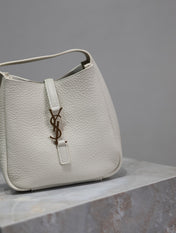 YSL 25S LE 5 À 7 BAG 16 IN BLANC VINTAGE GRAINED CALFSKIN GOLD HARDWRE