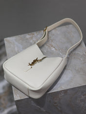YSL 25S LE 5 À 7 BAG 16 IN BLANC VINTAGE GRAINED CALFSKIN GOLD HARDWRE