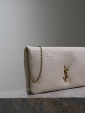 CALYPSO POUCH 24 IN WHITE ELEPHANT TEXTURED LAMBSKIN GOLD LOGO
