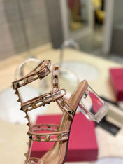 ROCKSTUD SANDAL WITH STRAP IN CAMEL BROWN CALFSKIN 60 MM