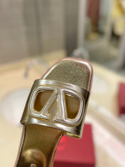 VALENTINO 26S SLIDES IN GOLD CALFSKIN WITH LOGO