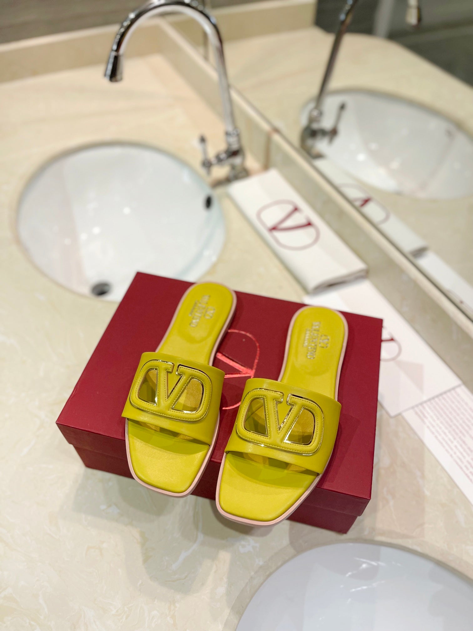 VALENTINO 26S SLIDES IN YELLOW CALFSKIN WITH LOGO