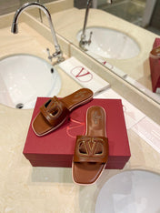 VALENTINO 26S SLIDES IN BROWN CALFSKIN WITH LOGO