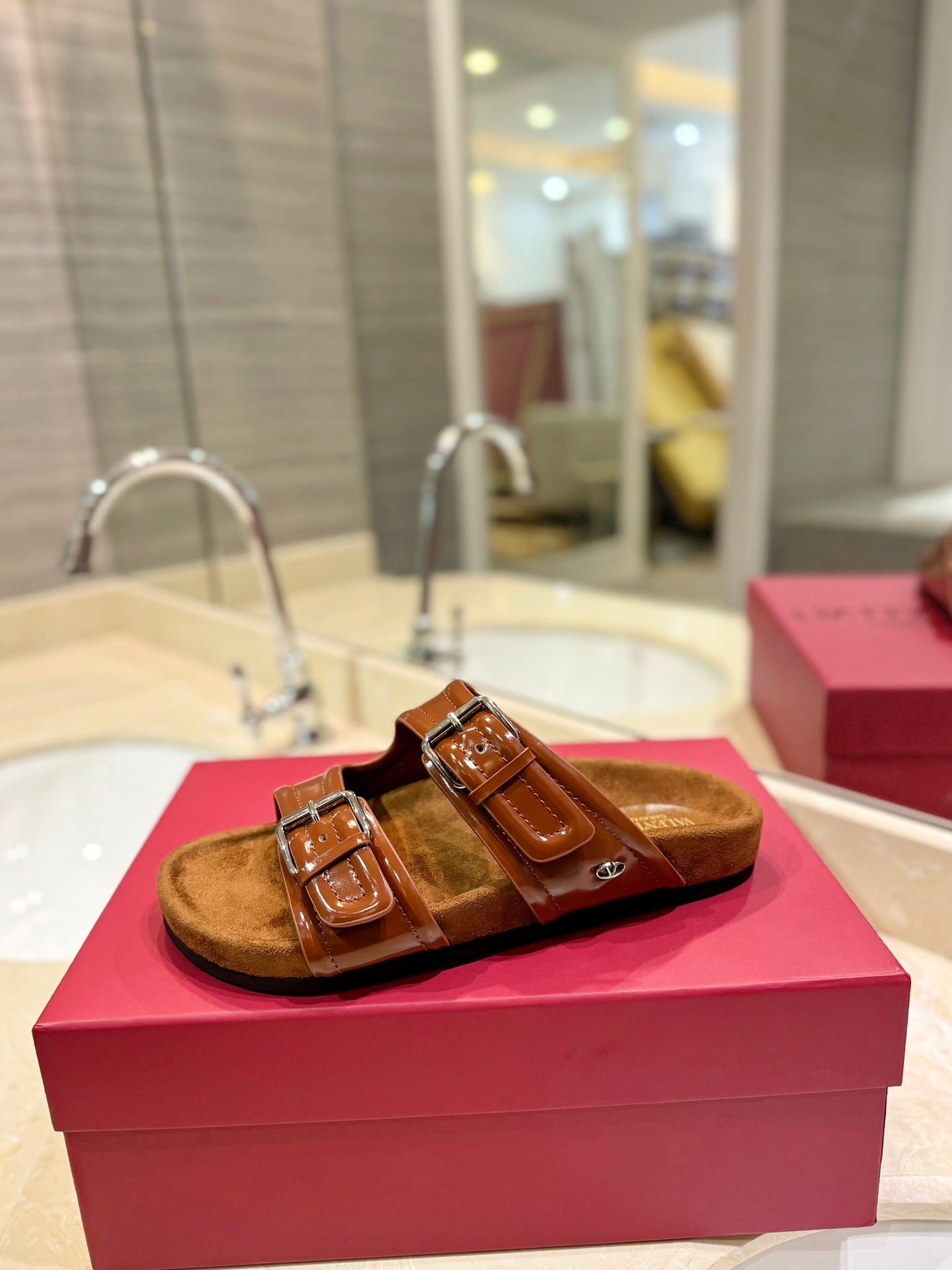 VALENTINO 26S FOOTBED SANDALS IN BROWN GLOSSY LEATHER MIX SUEDE