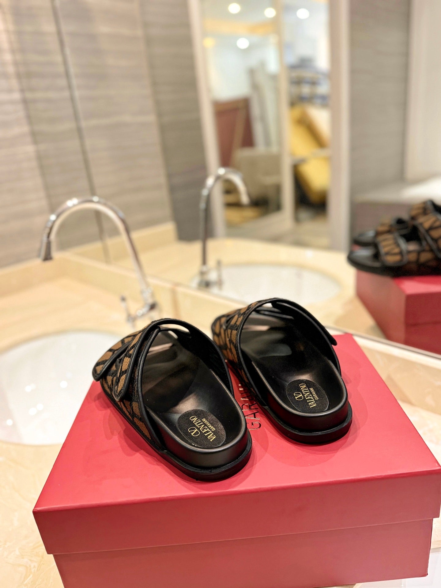 VALENTINO 26S VELCRO SANDALS IN BROWN AND BLACK JACQUARD FABRIC