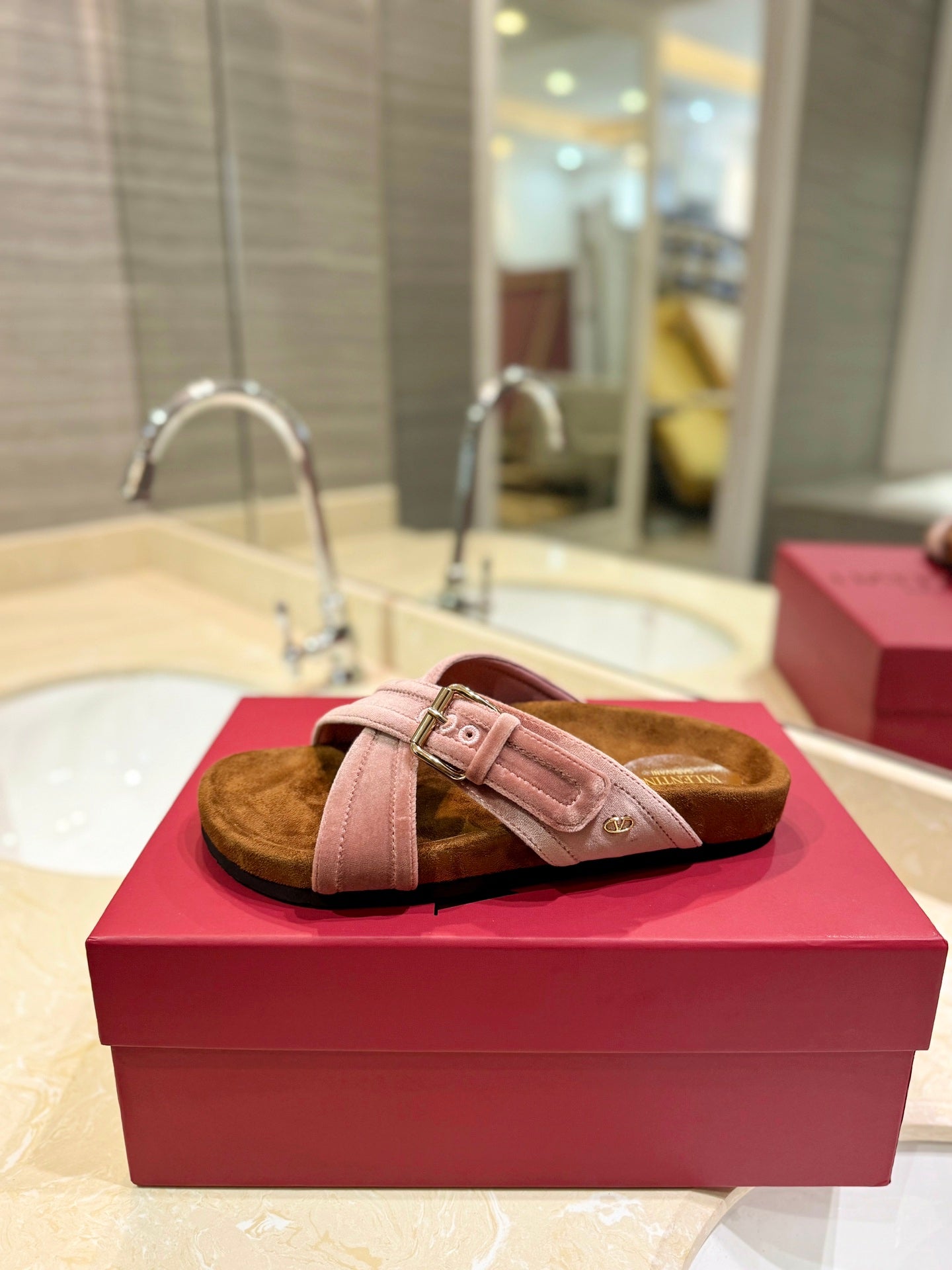 VALENTINO 26S CROSS STRAP SANDALS IN LIGHT PINK VELVET MIX BROWN SUEDE