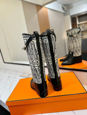 JUMPING BOOT 2 CM IN BLACK CALFSKIN AND BLACK MIX WHITE FABRIC