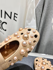 ALAIA PEARL MARY JANE SHOES IN BISQUE BEIGE LAMBSKIN