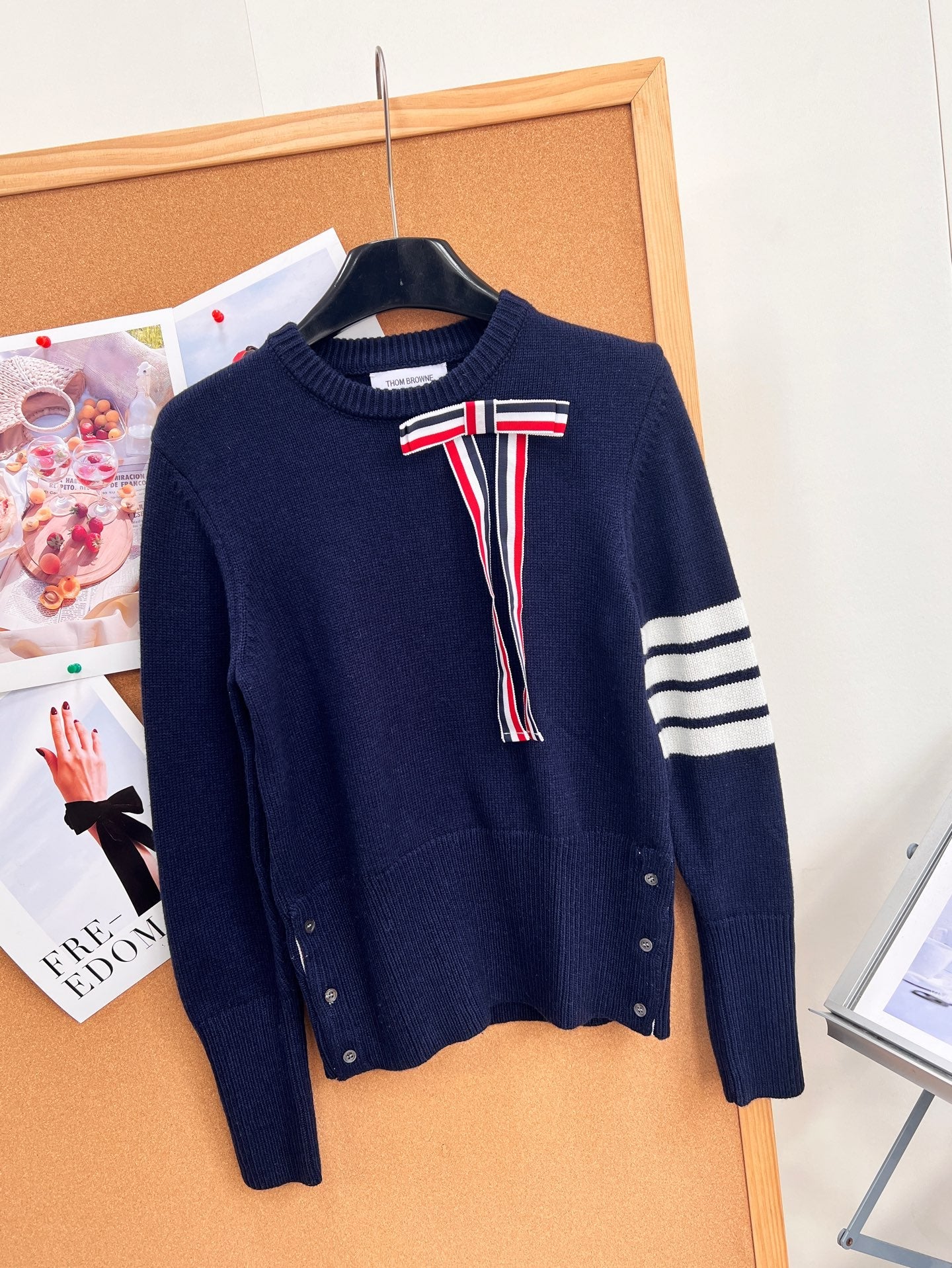 THOM 26S ROUND-NECK KNIT SWEATER 296