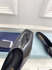 MULES SQUARE TOE IN BLACK SHINY CALFSKIN