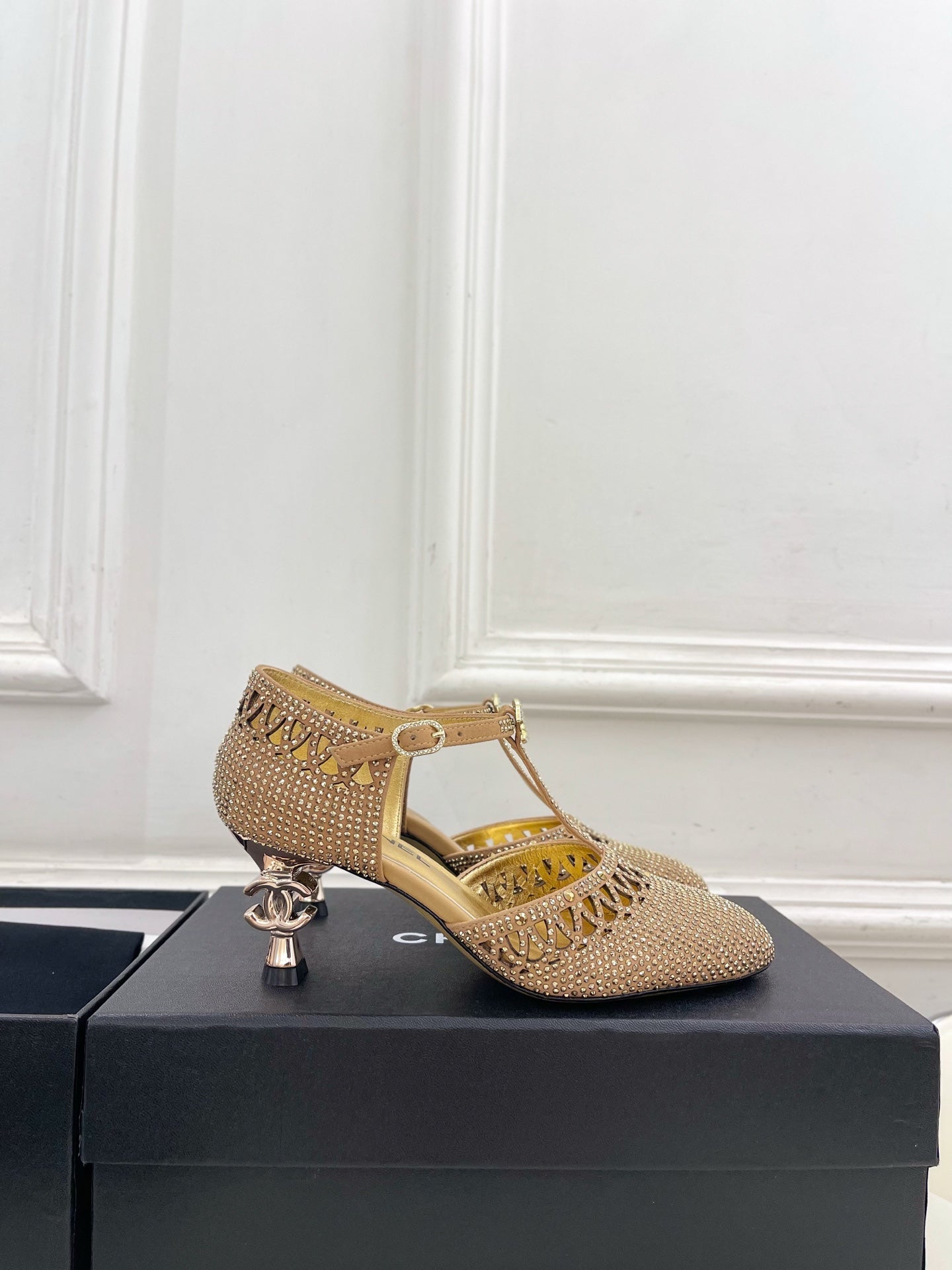 CHANEL 26S HIGH HEELS 65 MM IN GOLD WITH CRYSTAL EMBELLISHMENTS