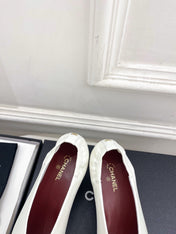 CHANEL 26S SQUARE TOE PUMPS 50 MM IN WHITE LAMBSKIN WITH BLACK TOE CAP