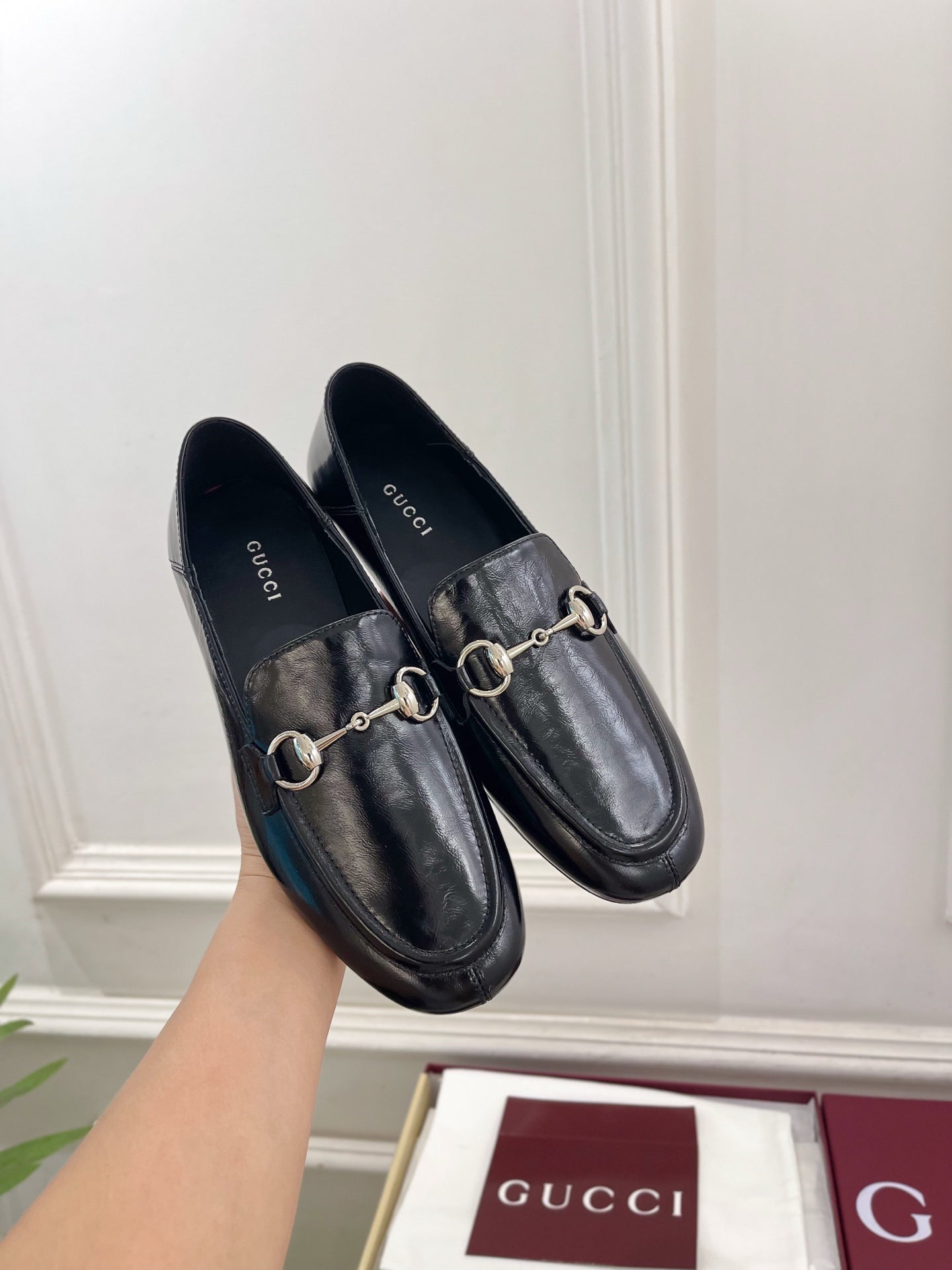 GUCCI 26S LOAFERS MM IN BLACK CALFSKIN WITH SILVER HARDWARE