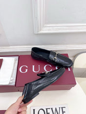 GUCCI 26S LOAFERS MM IN BLACK CALFSKIN WITH SILVER HARDWARE