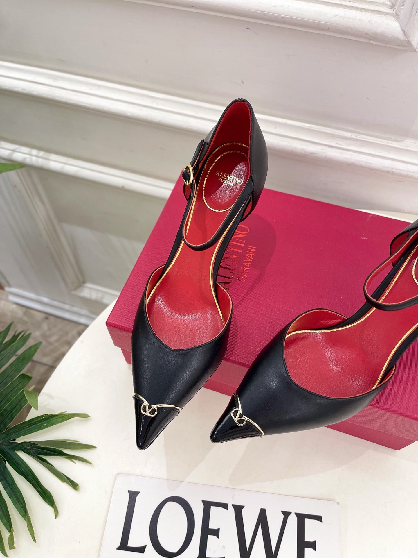 VALENTINO 26S ANKLE-STRA PUMPS 85 MM BLACK CALFSKIN