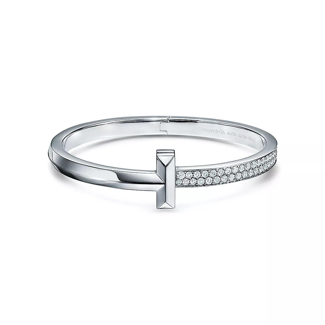 tiffany-tt1-wide-diamond-hinged-bangle-67792912_1012469_ED_70ed5066-9928-4737-bb26-8b5edc457065.jpg