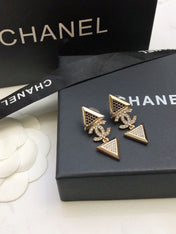 CHANEL 26S DOUBLE C LOGO TWO-TONE CRYSTAL TRIANGLE DROP EARRINGS IN GOLD METAL 631834